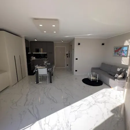 Exclusive Panoramic Sea View In Victoria