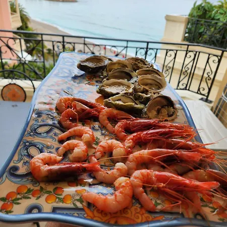 Exclusive Panoramic Sea View In Victoria