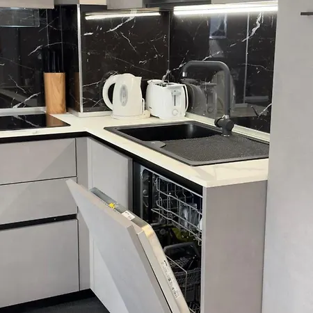 Exclusive Panoramic Sea View In Victoria Apartment *