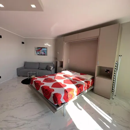 Exclusive Panoramic Sea View In Victoria Apartment *