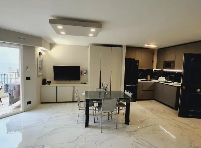 Exclusive Panoramic Sea View In Victoria Mentona