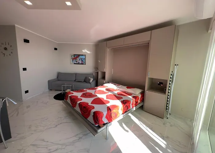 Exclusive Panoramic Sea View In Victoria Apartmán *