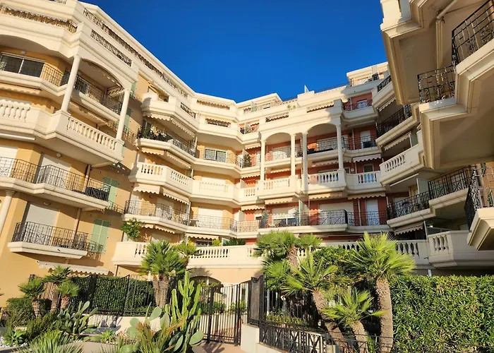 Exclusive Panoramic Sea View In Victoria Apartament *